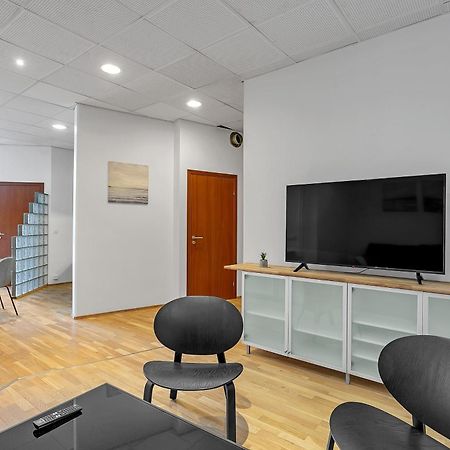 Bright Apartment In The Heart Of The City! Reiquiavique Exterior foto
